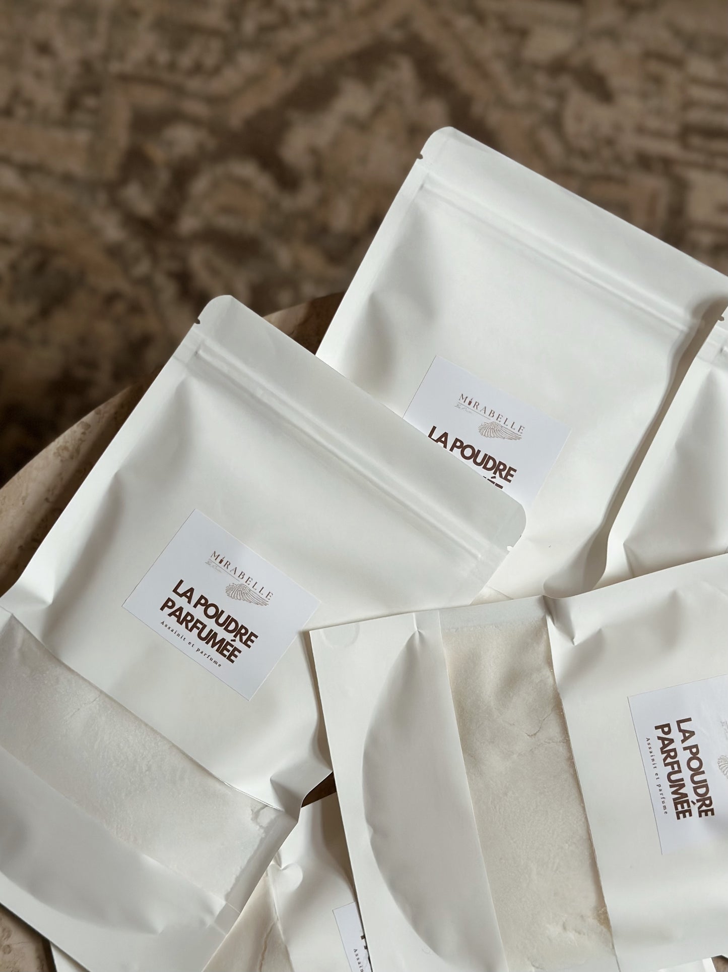 Les Poudres parfumées